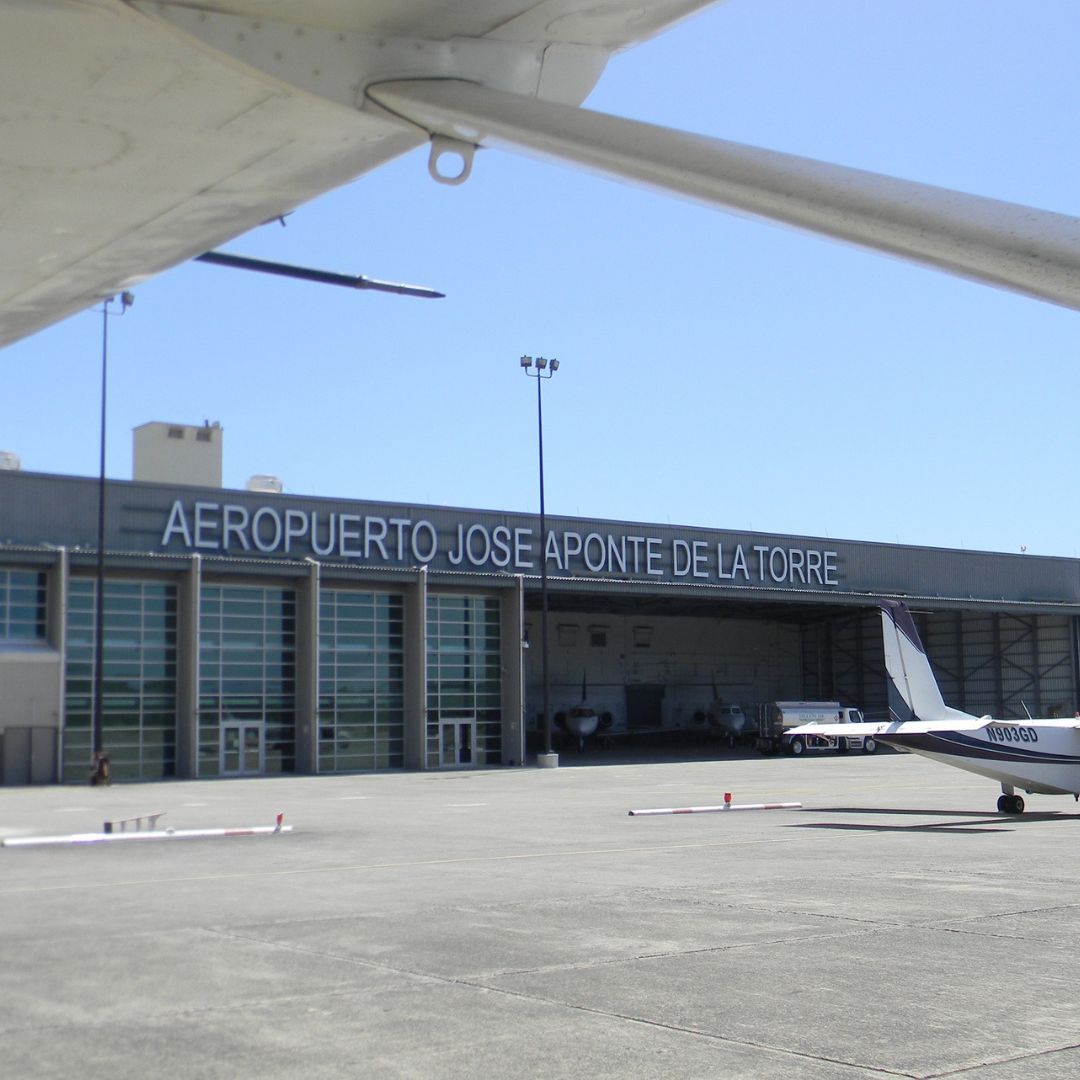 Jose Aponte DE LA Torre Airport