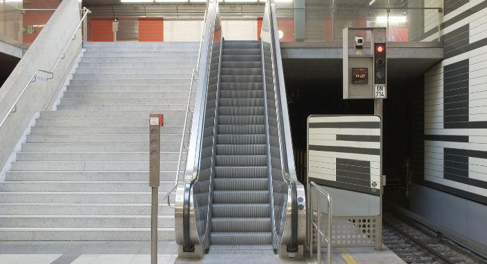 Top Benefits of Installing Escalator Stairs