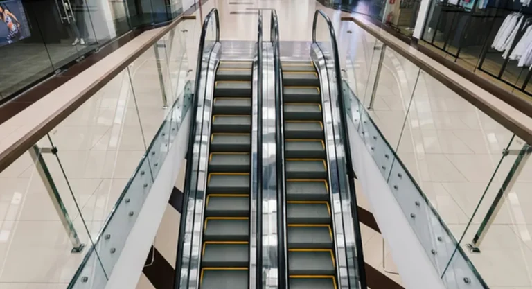 I Need an Elevator for a Shopping Mall